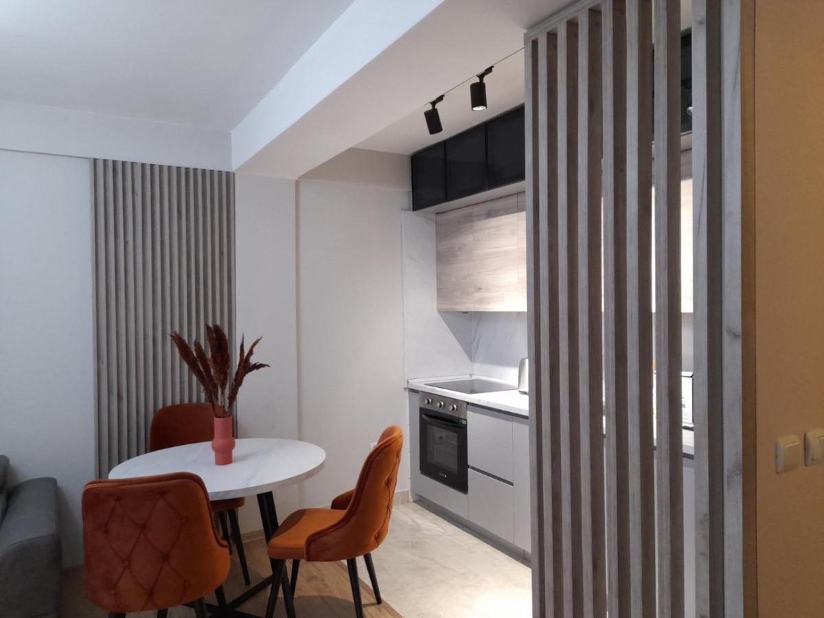 Centar Two Apartment Скопие Екстериор снимка
