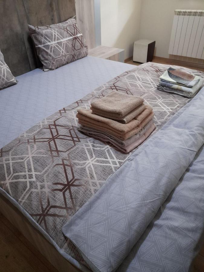Centar Two Apartment Скопие Екстериор снимка