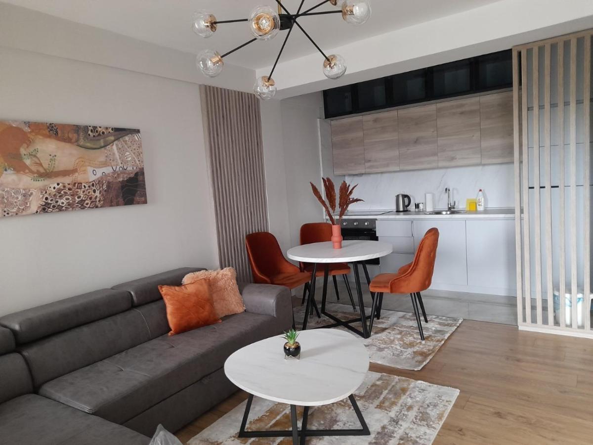 Centar Two Apartment Скопие Екстериор снимка
