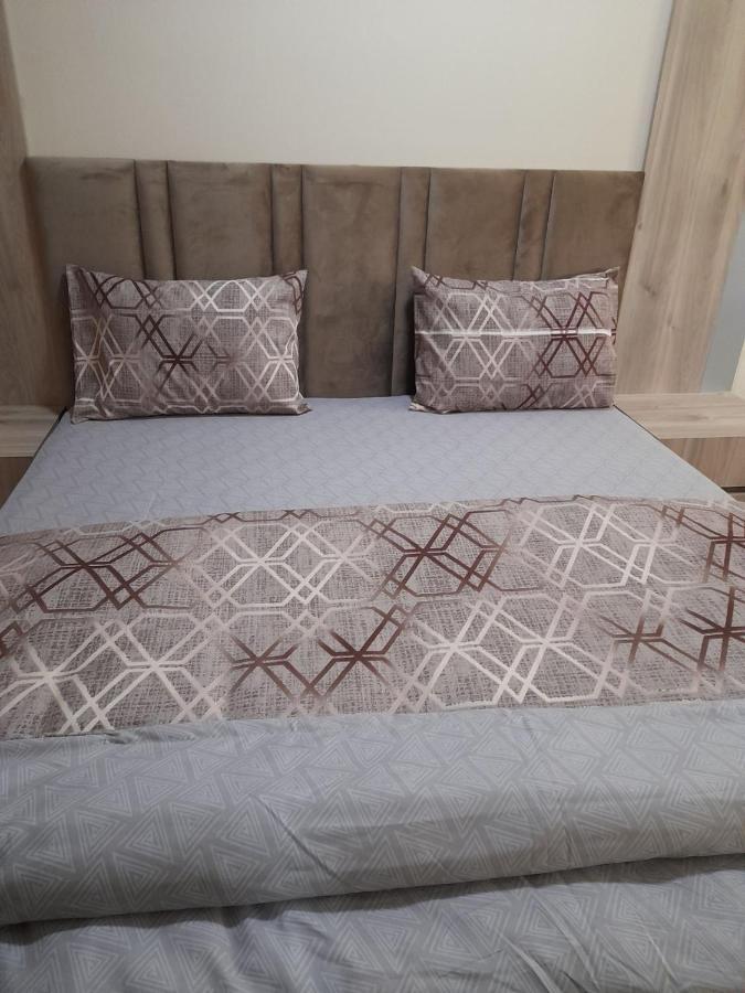 Centar Two Apartment Скопие Екстериор снимка